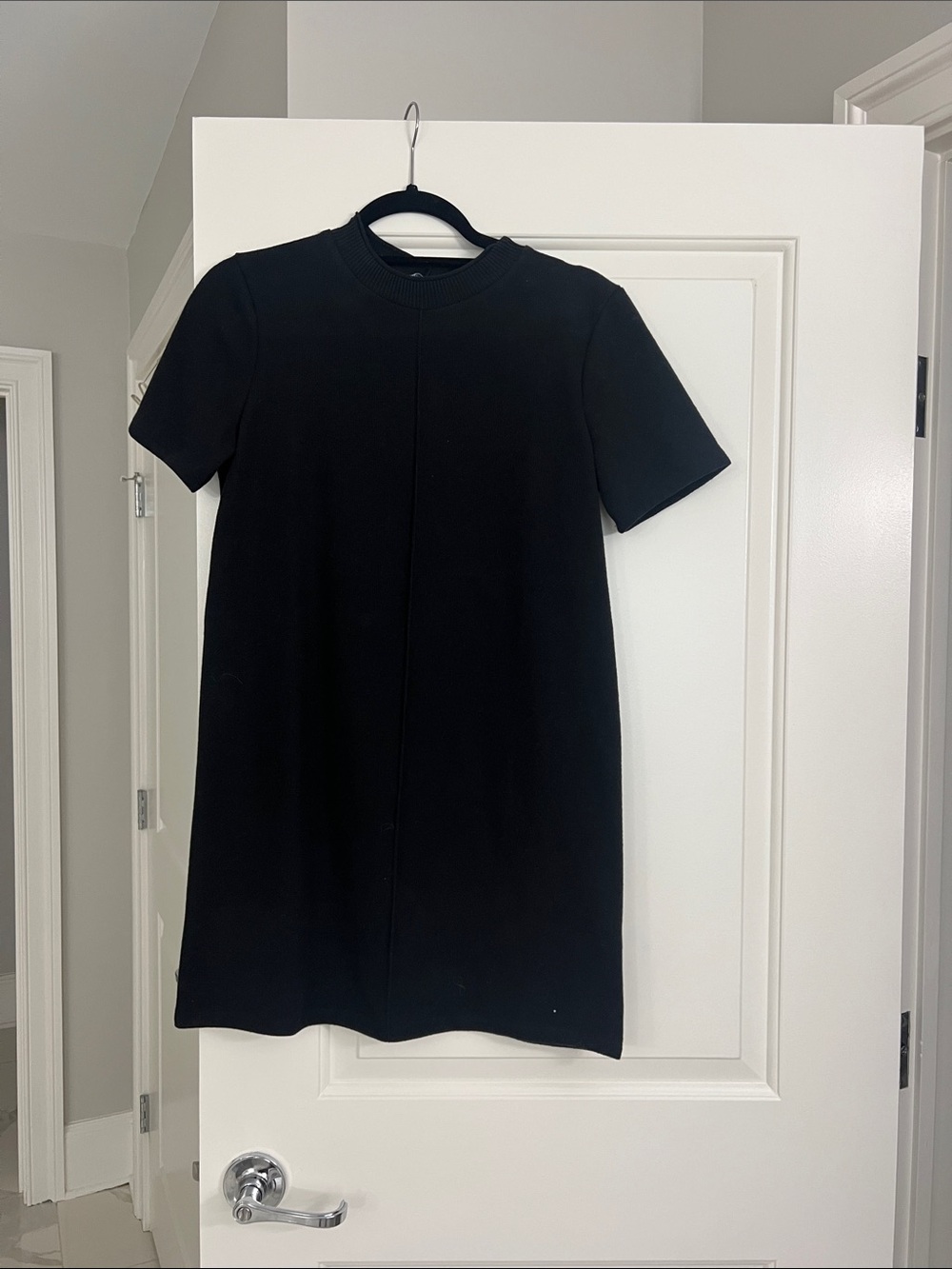 Zara Black Short-Sleeve Mini sweater  Dress